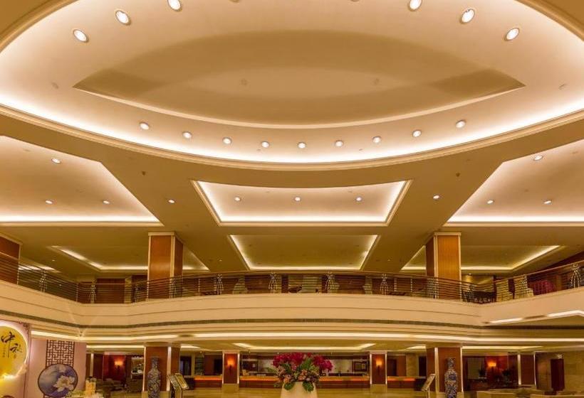 호텔 The Lotus Villa