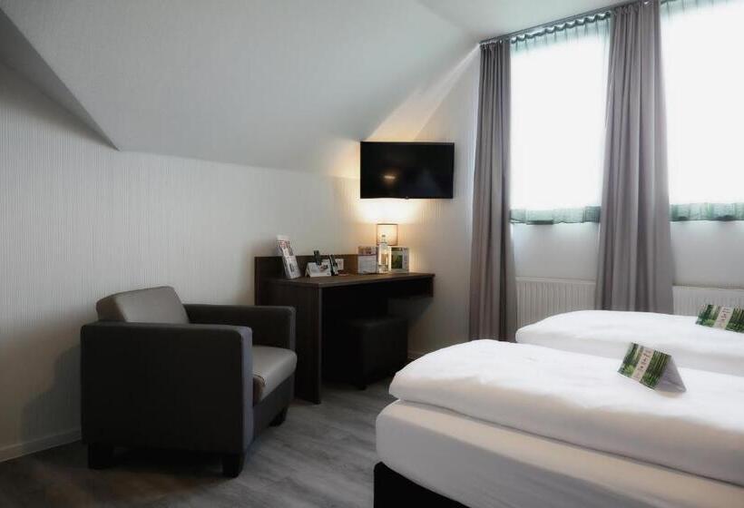 Konsumhotel Am Park Nebenhaus Vom Konsum Berghotel Oberhof