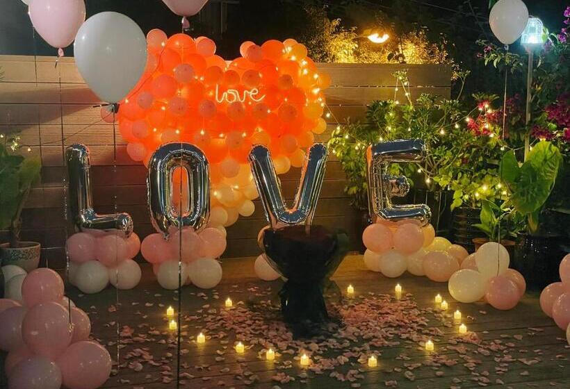 The Cloudland International Youth Hostel Close To The City Center,15 Min Walks To The Subway, Close