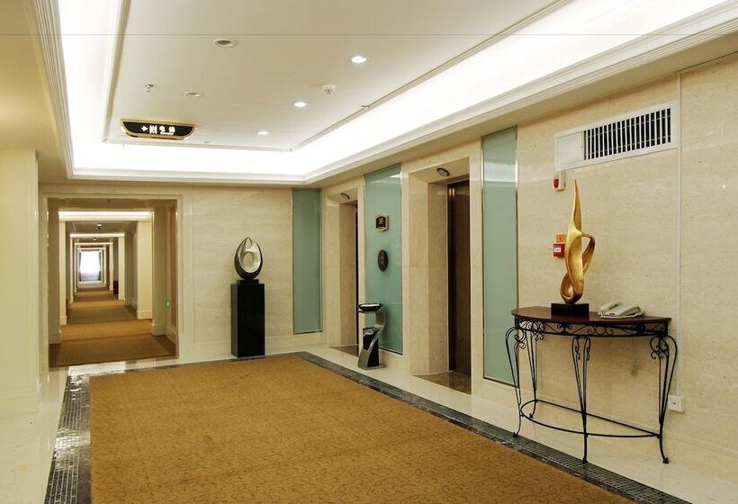 אתר נופש Country Garden Holiday Hotel Shenyang