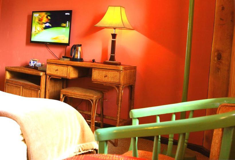 Shangri La Lao Shay Youth Hostel