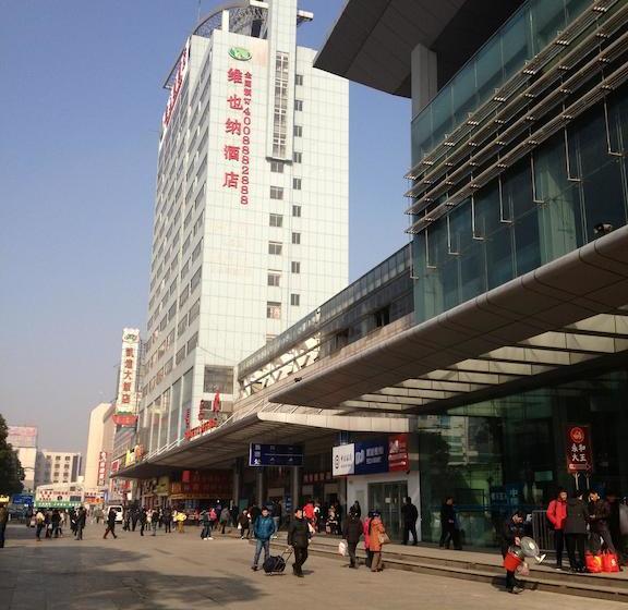 Vienna Hotel Wuxi Railway Station