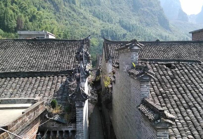 Общежитие Yangshuo Xingping This Old Place Li River Inn