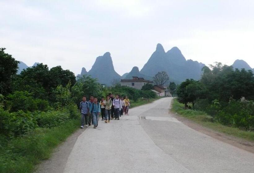 Общежитие Yangshuo Xingping This Old Place Li River Inn