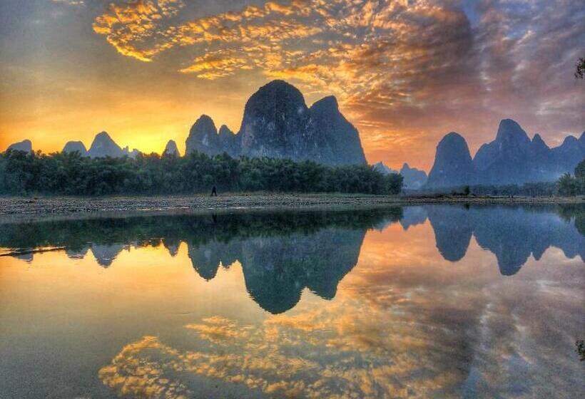 Общежитие Yangshuo Xingping This Old Place Li River Inn