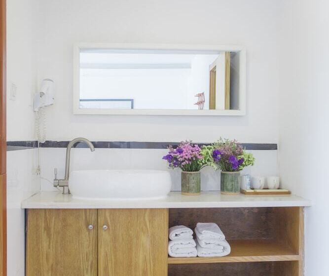 Yangshuo Travelling With Hostel