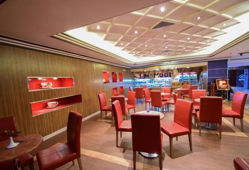 בית מלון כפרי Al Ansar Golden Tulip