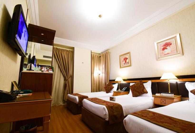 בית מלון כפרי Al Ansar Golden Tulip