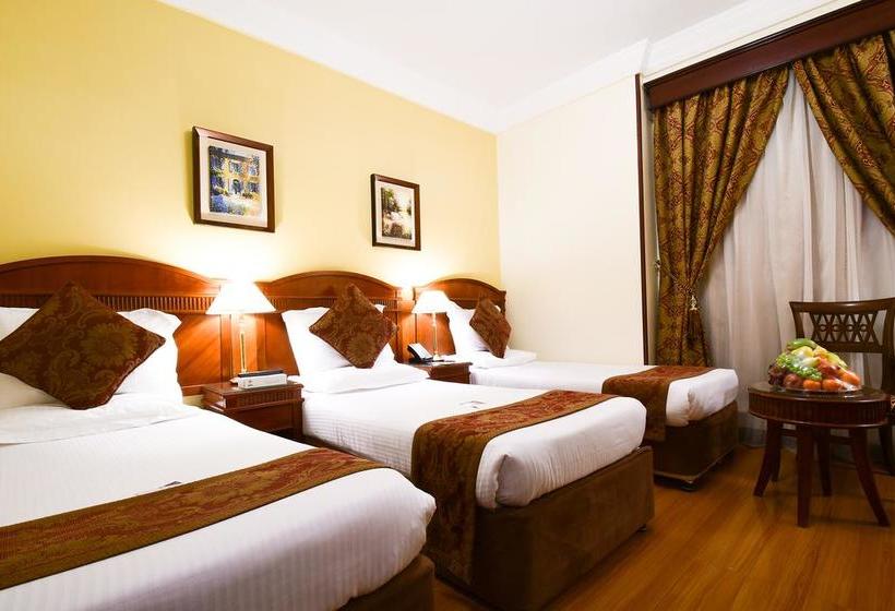 בית מלון כפרי Al Ansar Golden Tulip