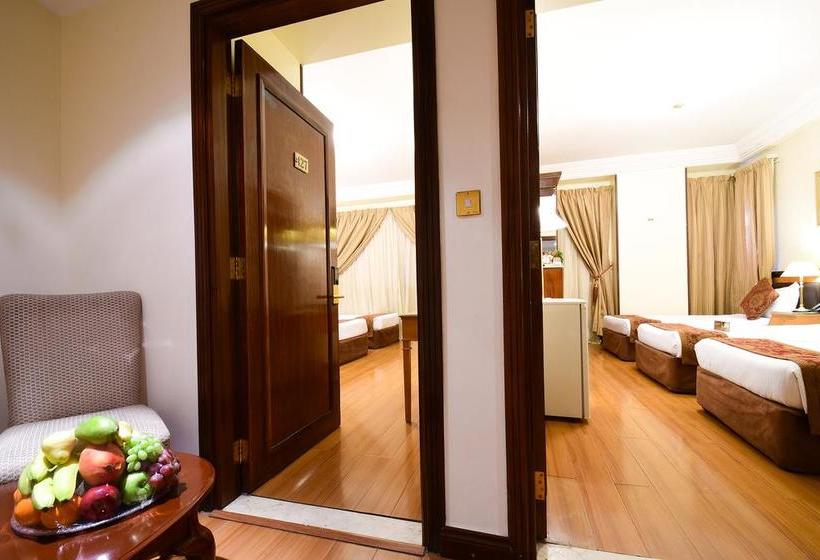 בית מלון כפרי Al Ansar Golden Tulip