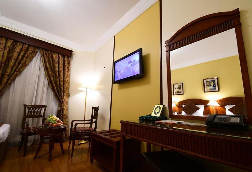 בית מלון כפרי Al Ansar Golden Tulip