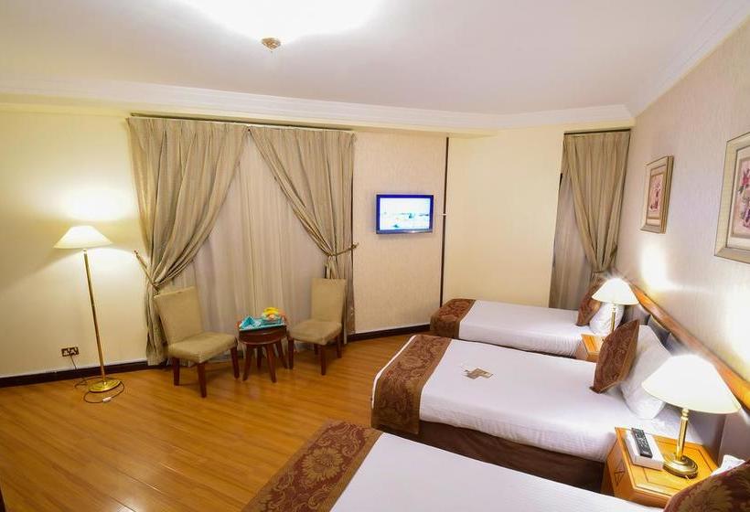 בית מלון כפרי Al Ansar Golden Tulip