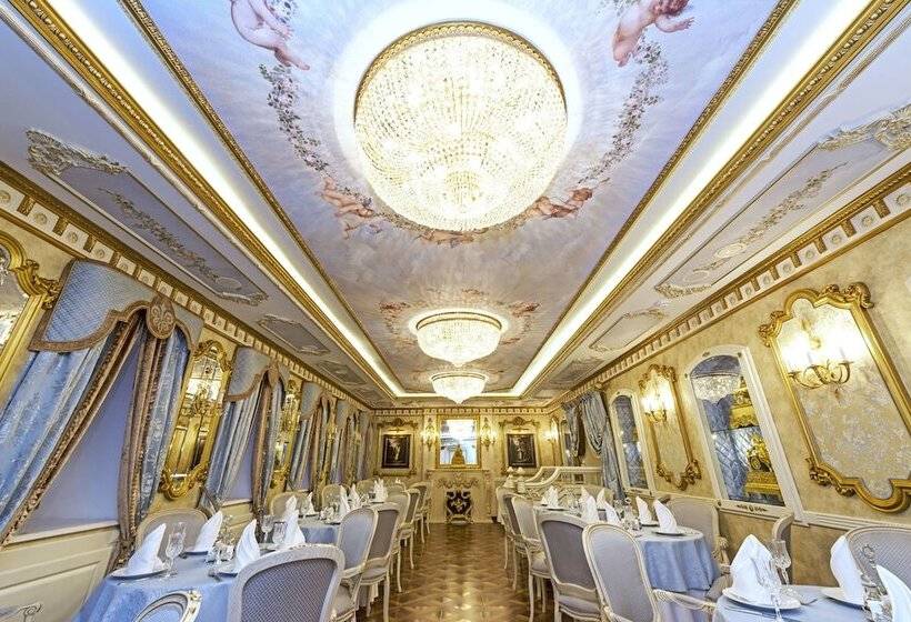 Boutique Hotel Turgenev