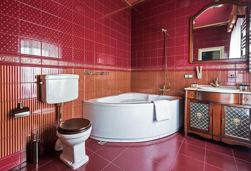 Boutique Hotel Turgenev