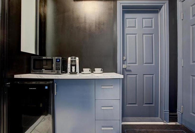 호텔 Penfield Suites