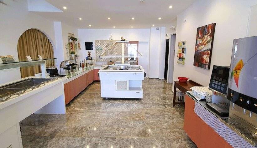 בית מלון כפרי Almare Beach