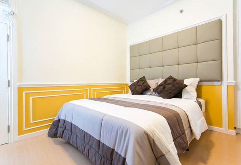 هتل Avant Apartments At The Fort