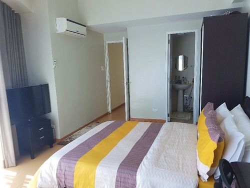 هتل Avant Apartments At The Fort