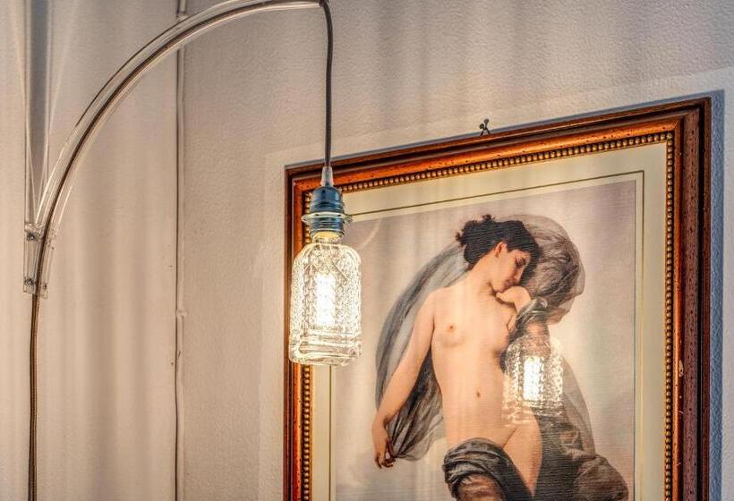 هتل Circus Maximus B&b