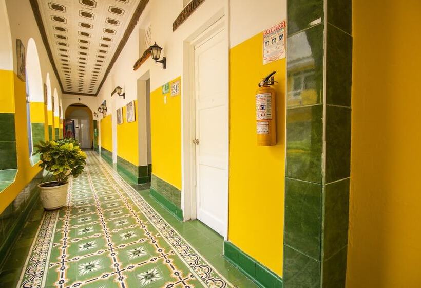 בית מלון כפרי Balcones De Bocagrande