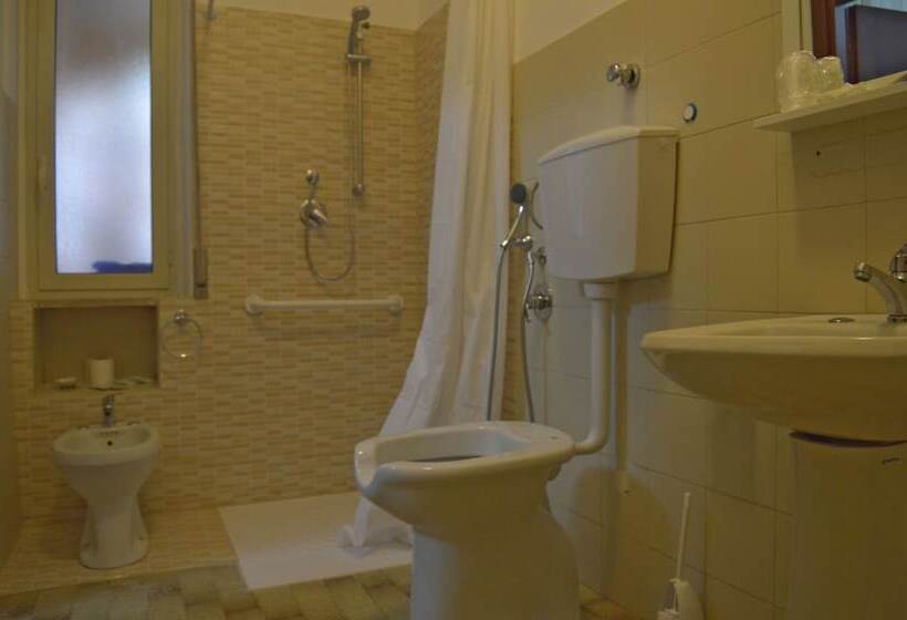 فندق B&b Scalea Rooms