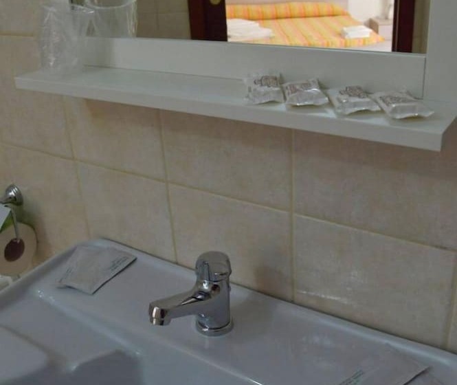 فندق B&b Scalea Rooms