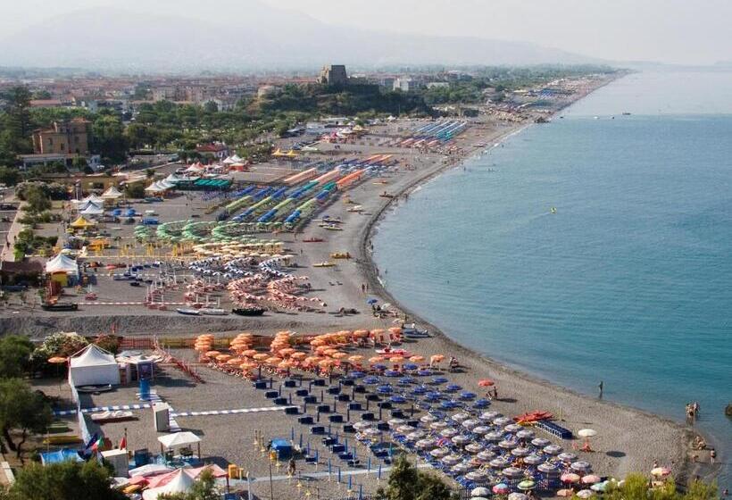 فندق B&b Scalea Rooms