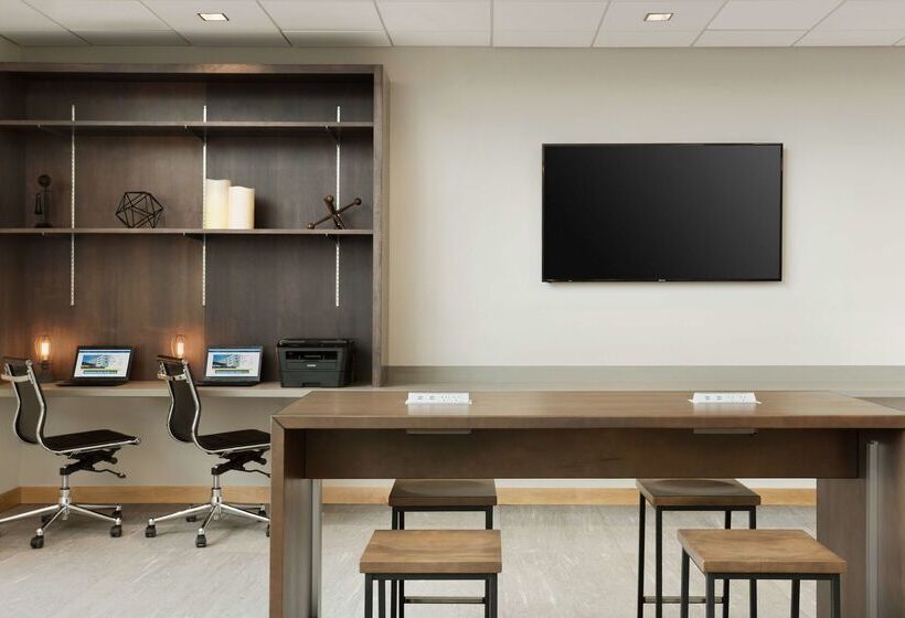 فندق Best Western Plus Peppertree Nampa Civic Center Inn