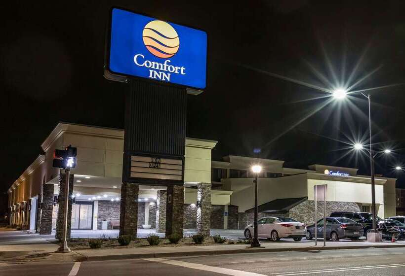 فندق Comfort Inn Bay City  Riverfront