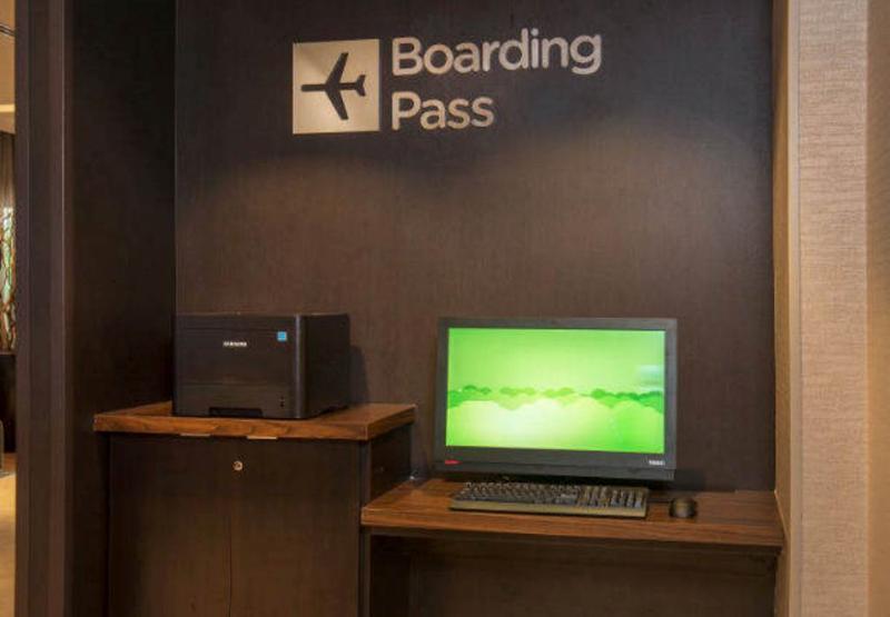 Отель Courtyard By Marriott Hershey Chocolate Avenue