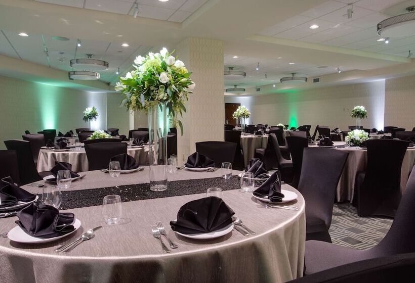 Drury Plaza Hotel Pittsburgh Downtown