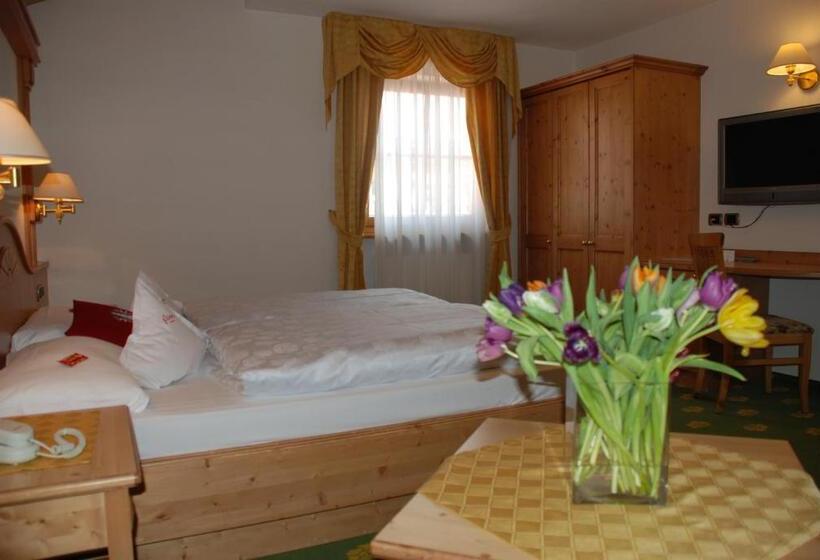 בית מלון כפרי Flora