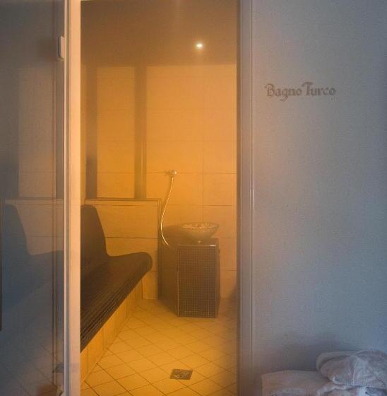 Отель Gran Mugon