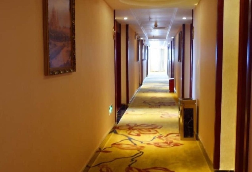 호텔 Greentree Alliance Shenzhen Fuyong Metro Station