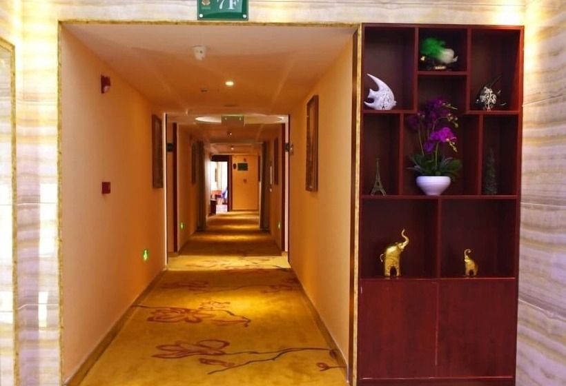 호텔 Greentree Alliance Shenzhen Fuyong Metro Station