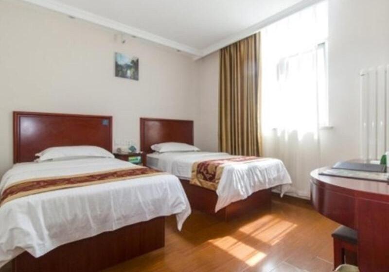 Отель Greentree Inn Beijing Chaoyang Beiyuan Beijing Meeting Center Express