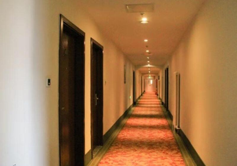 호텔 Greentree Inn Beijing Chaoyang Beiyuan Beijing Meeting Center Express
