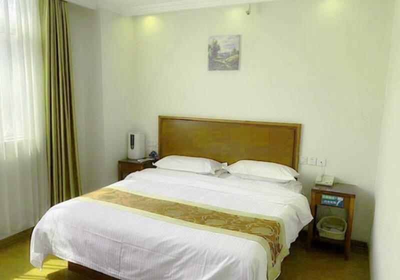 호텔 Greentree Inn Beijing Chaoyang Beiyuan Beijing Meeting Center Express