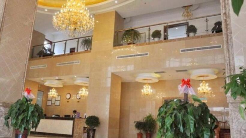 酒店 Greentree Inn Dingzhou Railway Station Business