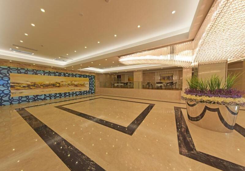 Отель Greentree Inn Jiangsu Changzhou Dinosaur Park Global Harbor Express