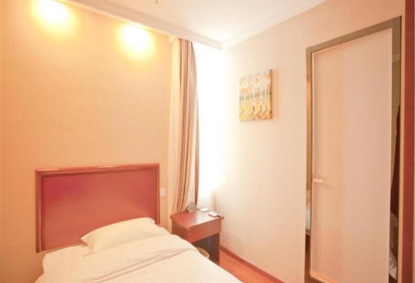 בית מלון כפרי Greentree Inn Liaoning Dalian Railway Station South Shengli Square Express