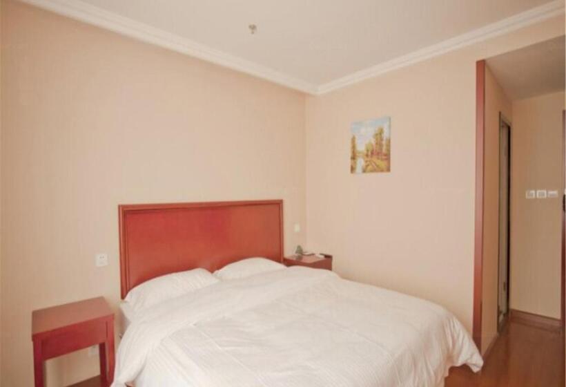 בית מלון כפרי Greentree Inn Liaoning Dalian Railway Station South Shengli Square Express