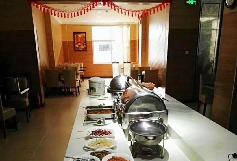 호텔 Greentree Inn Linhai Yintai City