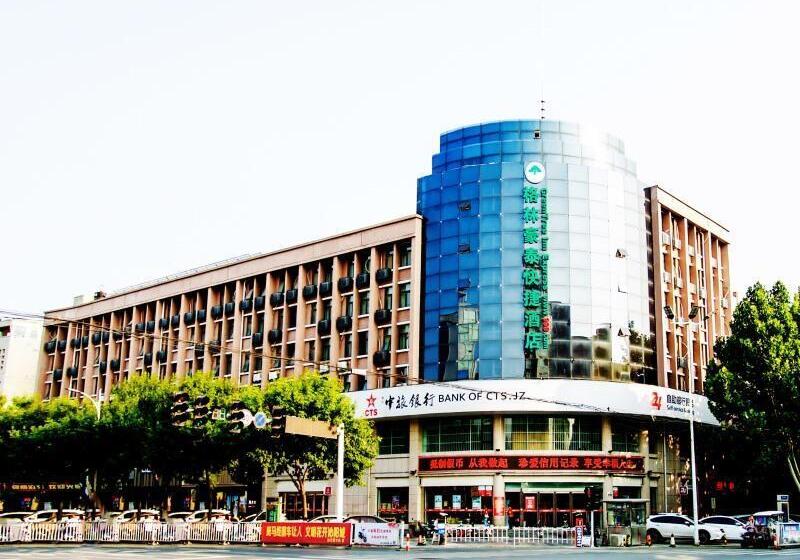בית מלון כפרי Greentree Inn Qinyang Middle Huaifu Road Express