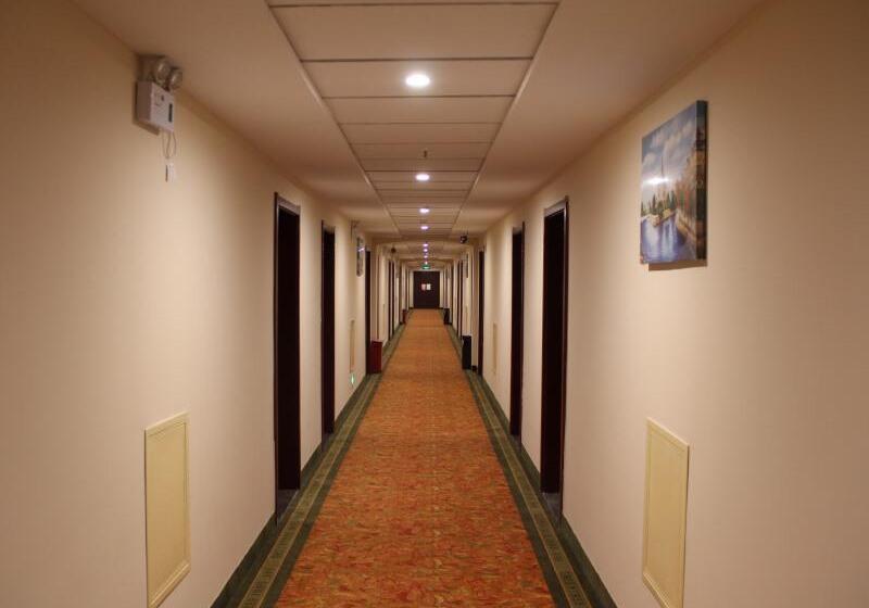 فندق Greentree Inn Qinyang Middle Huaifu Road Express