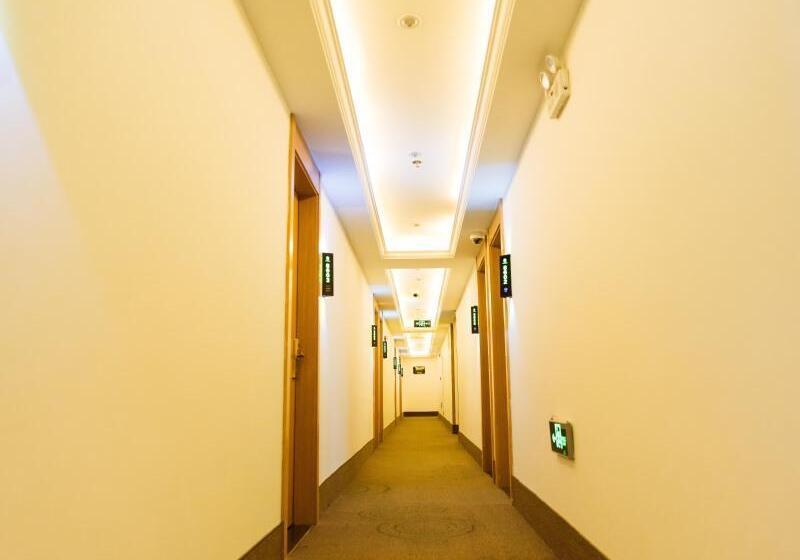Hotel Greentree Inn Shanghai Pudong Shenmei East Express