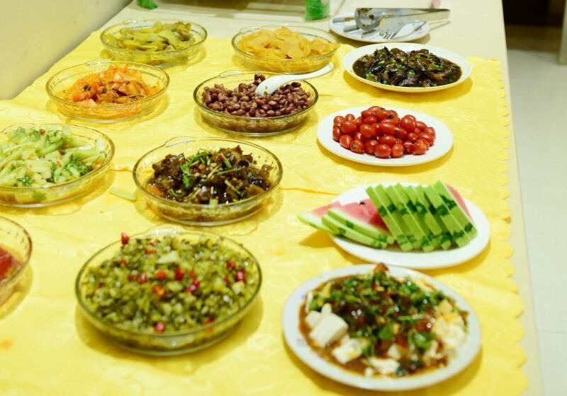 فندق Greentree Inn Zhejiang Taizhou Tiantai Bus Station Express