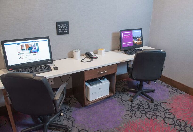 فندق Hampton Inn & Suites Bay City