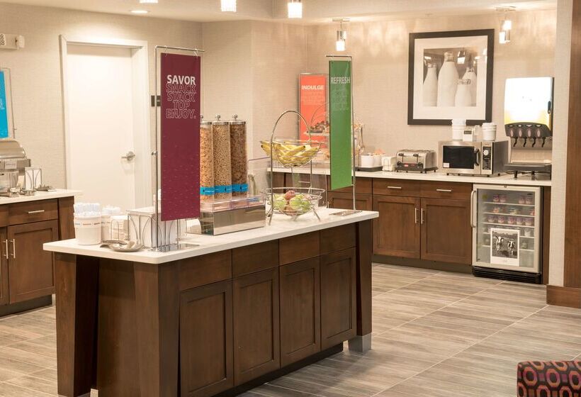 فندق Hampton Inn & Suites Bay City