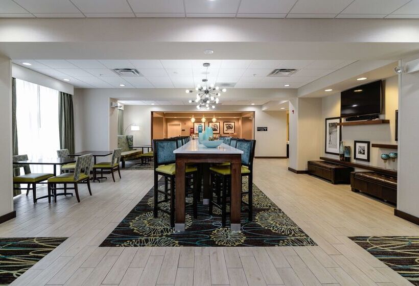 ホテル Hampton Inn Brighton